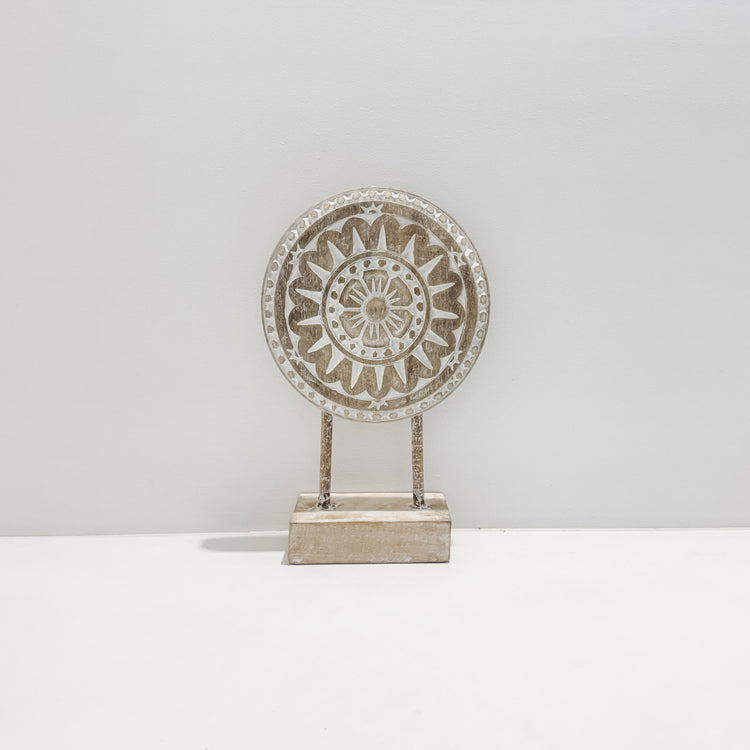 Solana Carved Timber Stand