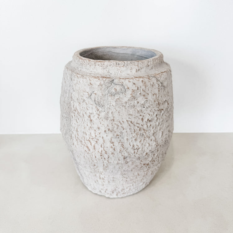 Cari Terracotta Pot