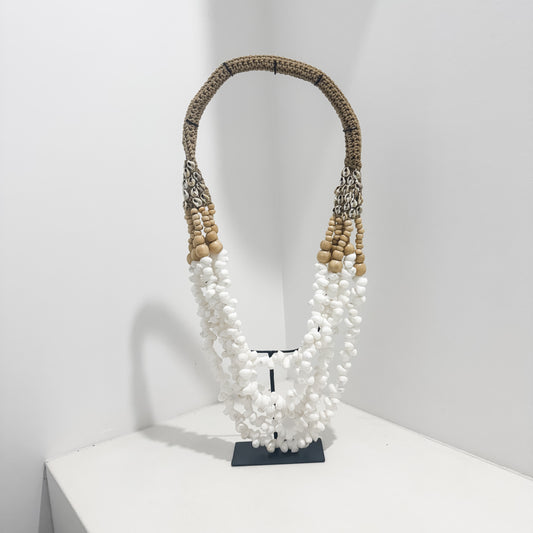 Solana Shell Necklace on Stand | Round Shell