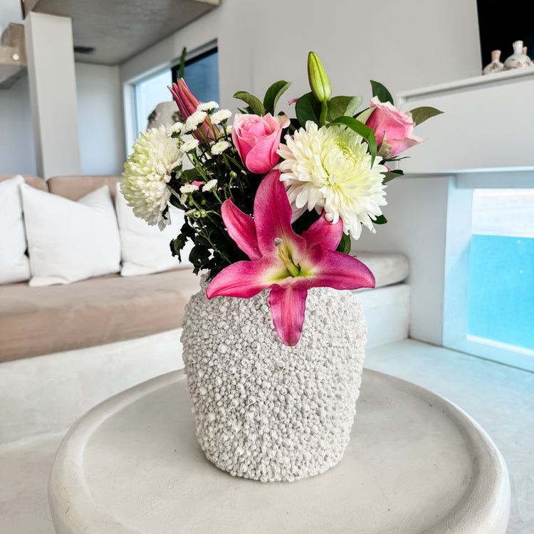 Reina Resin Pot - White