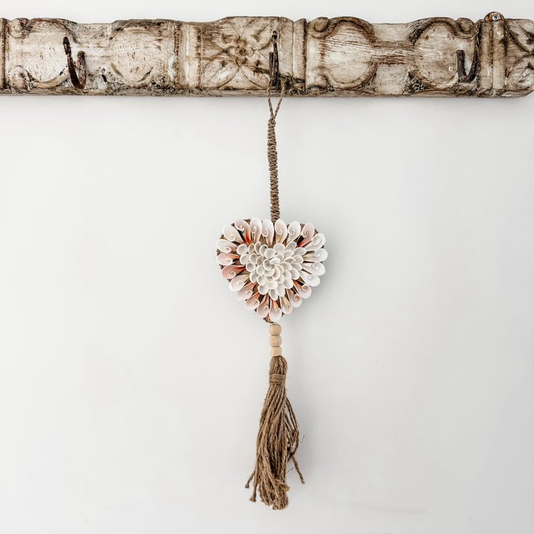 Shell Heart Tassel Hanging – Blush