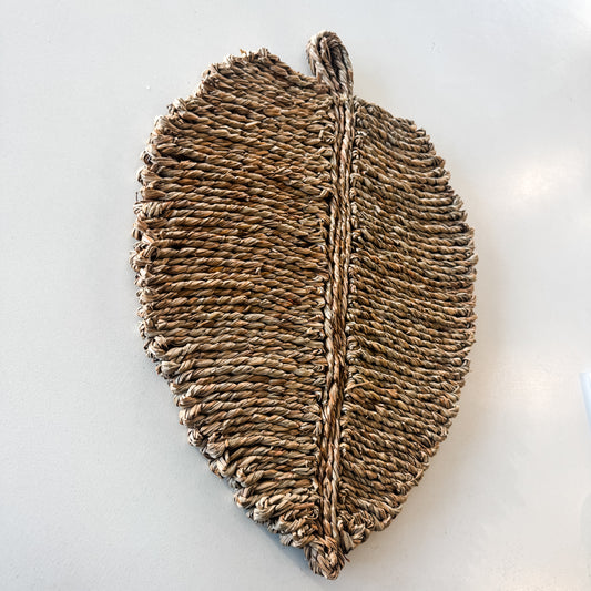 Handwoven Leaf Placemats & Wall Hanging – 48x35cm