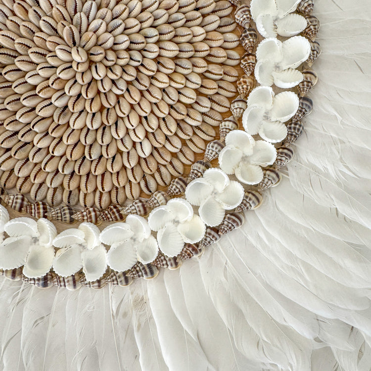 Isla Feather & Shell Juju | 100cm