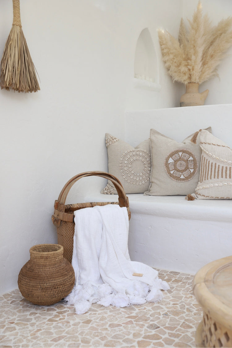 Maklak Tassel Throw | White | Willow & Beech Essentials Collection