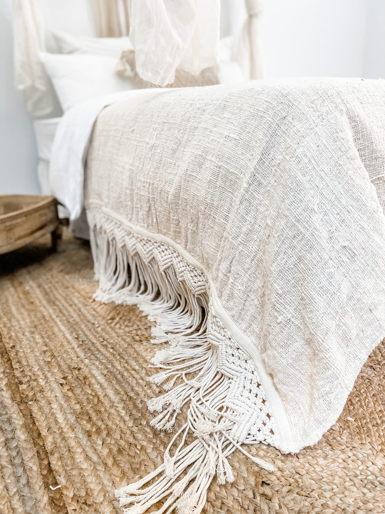 Summer Breeze Throw in Natural
