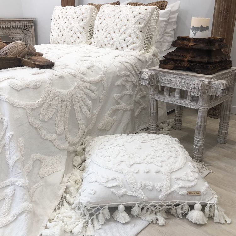 Aiyana Bohemian White Floor/Euro Cushion