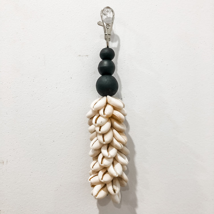 Cowrie Key Ring featuring Black Beads